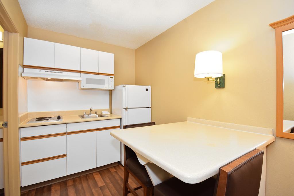 Extended Stay America Select Suites - Tampa - Brandon Buitenkant foto