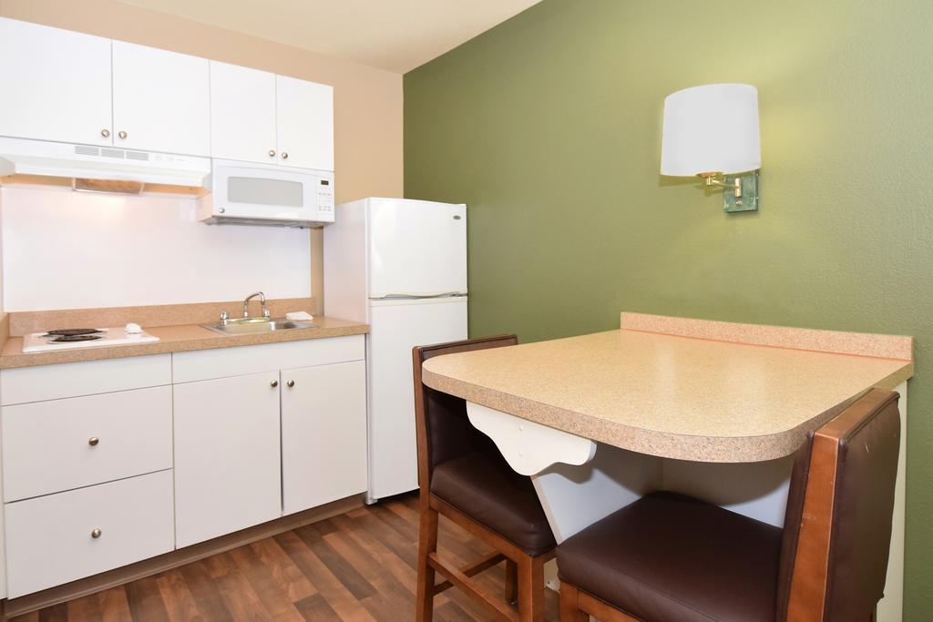 Extended Stay America Select Suites - Tampa - Brandon Buitenkant foto